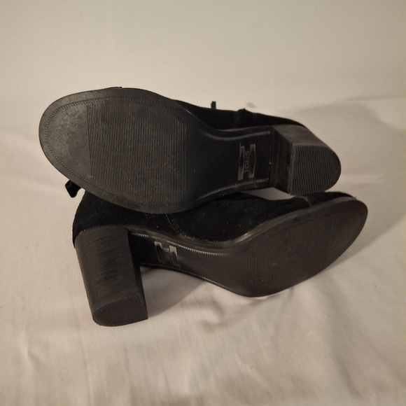 Toms Black Women's Suede Stacked Heeled Boots Minimalist Design - Picture 5 of 8